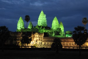 Ангкор – родина Маугли и Лары Крофт