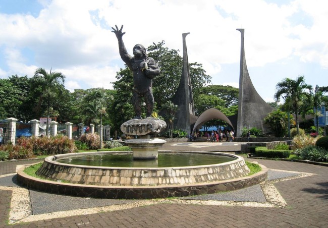 Джакарта – известный город контрастов